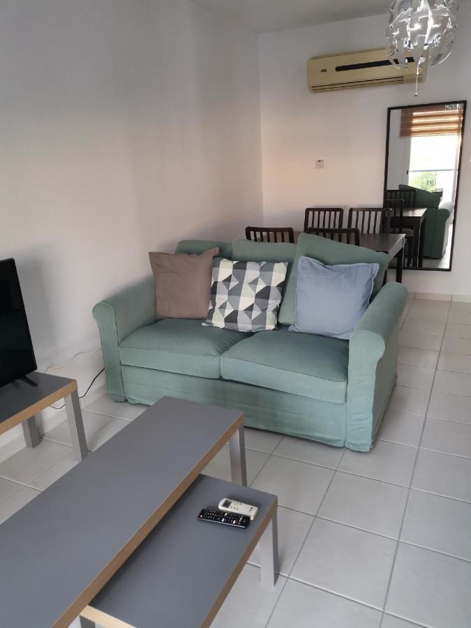 Iris Village, Near Kings Avenue Mall - By Imh Travel & Tours Paphos Exteriör bild