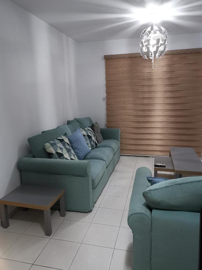 Iris Village, Near Kings Avenue Mall - By Imh Travel & Tours Paphos Exteriör bild